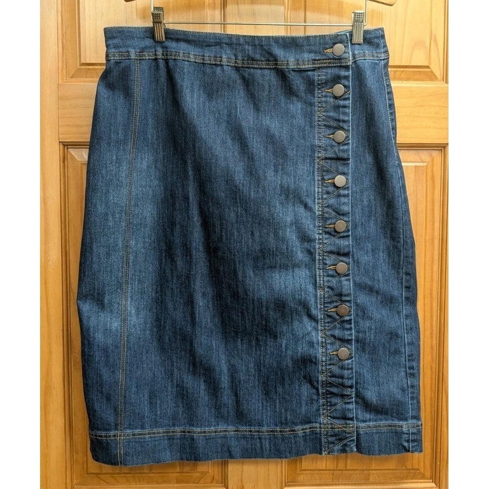 Christopher & Banks Women's 14 Blue Denim Skirt Pencil Buttoned Side NEW